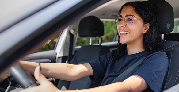Mujeres seguras al volante con Onstar Guardian, un servicio de asistencia en situaciones de emergencia y crisis
